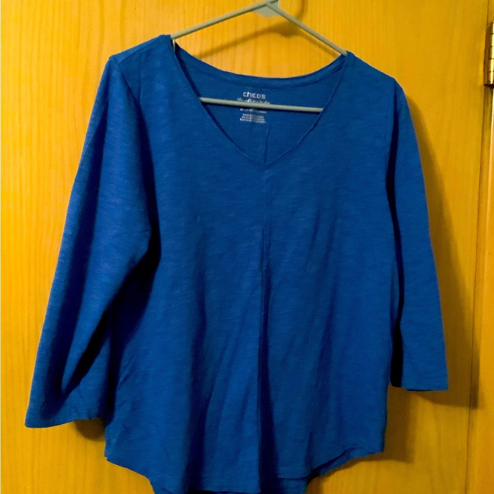 Womens cute top by Chicos. Size 1 (medium)